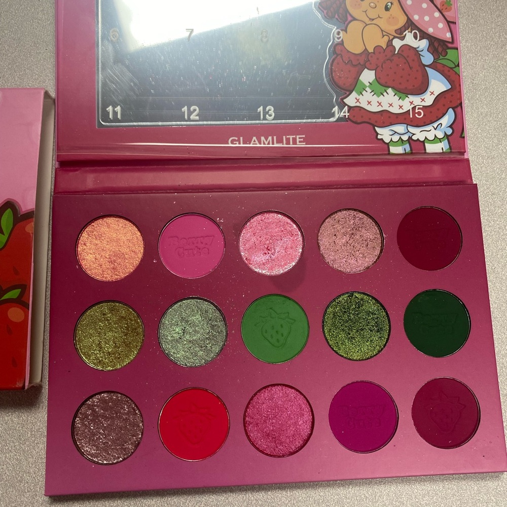 Strawberry Shortcake Berrylicious Glamlite palette